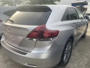 Toyota Venza XLE AWD V6 2013 Silver