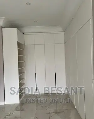 Walk in Closet