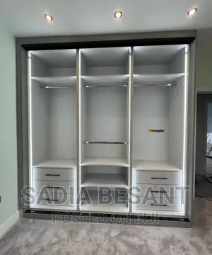 Wardrobe Unit