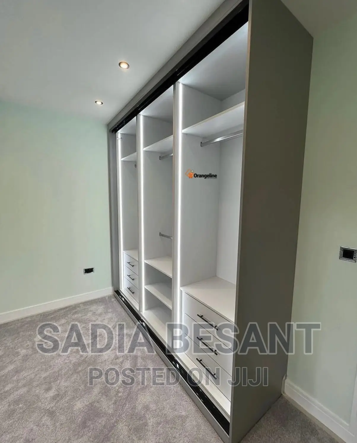 Wardrobe Unit