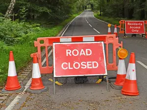 Portable Safety Sign 1800 X 300 Road Closed Sign
