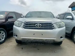 Toyota Highlander Limited 2010 Silver