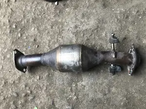 Centre Catalyst Lexus RX 350 2012 Model