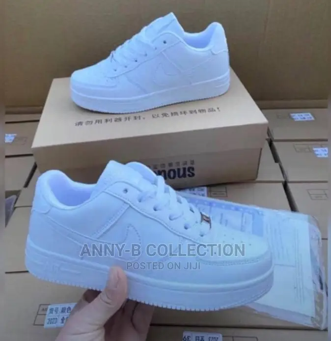 Quality Nike Air Force Plain White