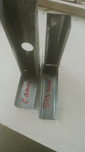 Stud and Track 50mm and 60mm/3m