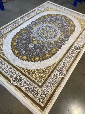 5by7 Royal Center Rugs