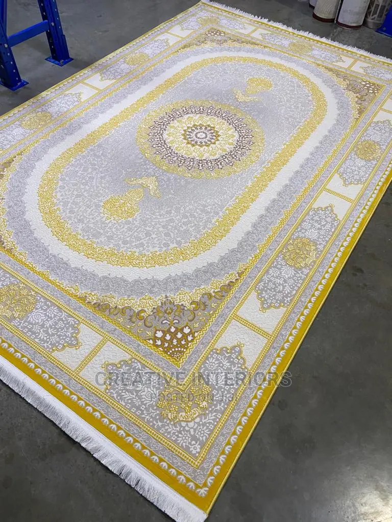 5by7 Royal Center Rugs