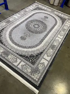 5by7 Royal Center Rugs