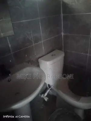 3bdrm Block of Flats in Thinkers Corner, Enugu for Rent