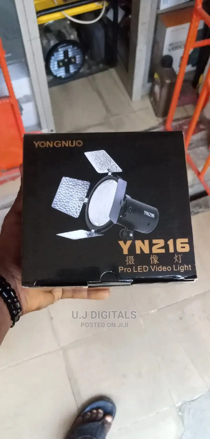 Yongnuo Light