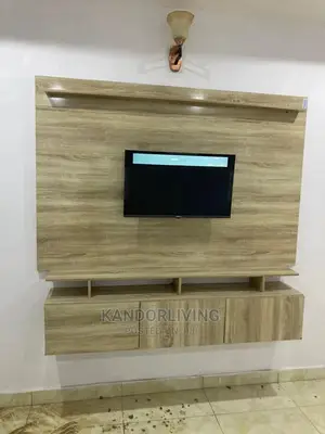 Quality TV Console/Stand