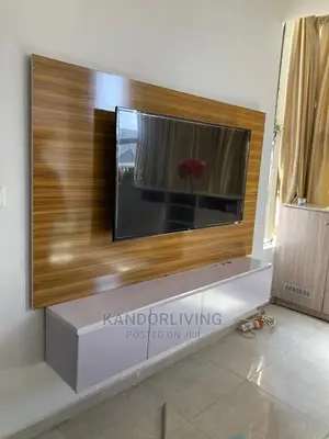 Quality TV Console/Stand