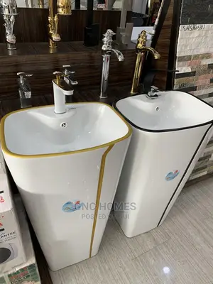 Free Standing Basin Black/ Gold