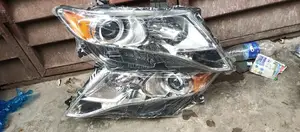 Set of Headlamp Venza 2010/2012