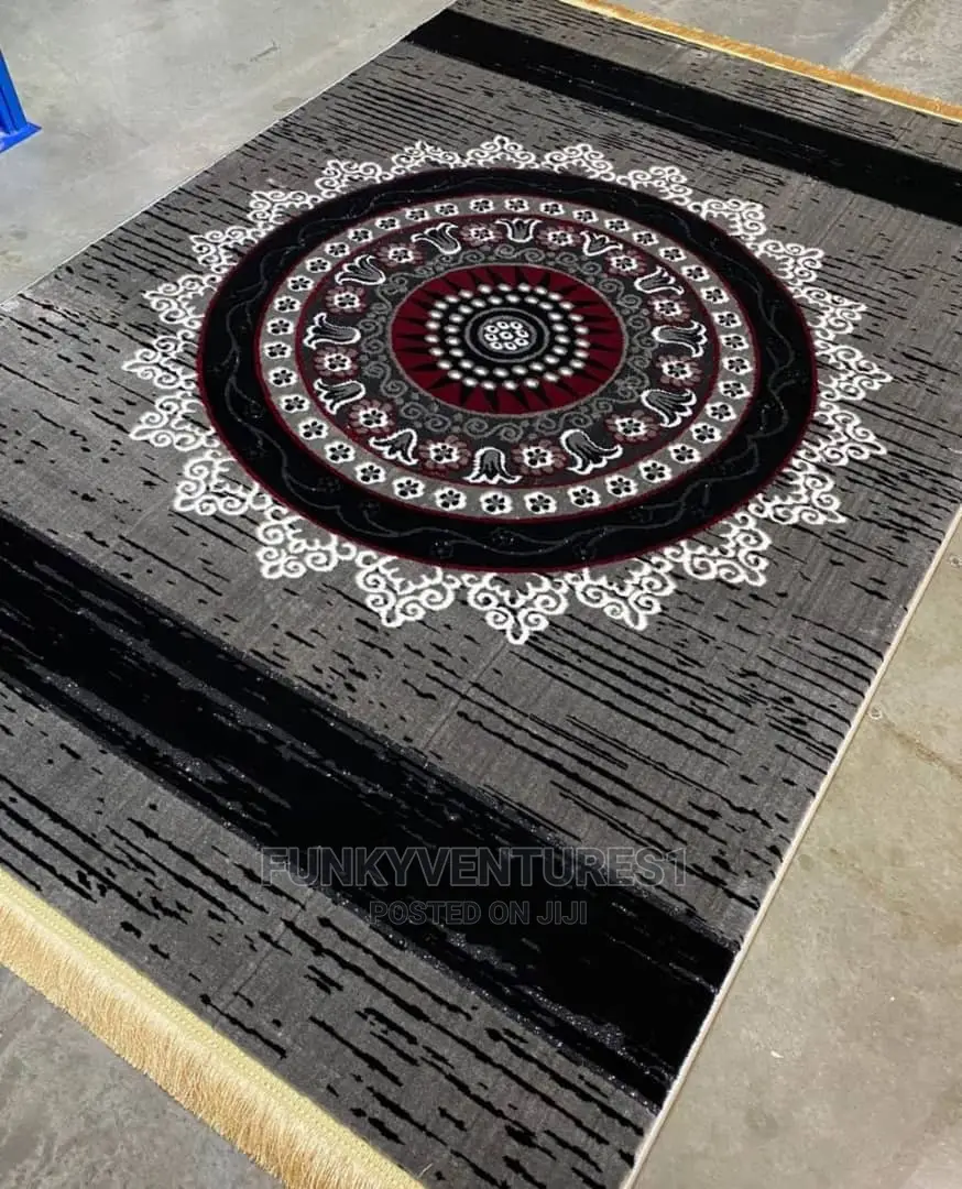 Center Rugs