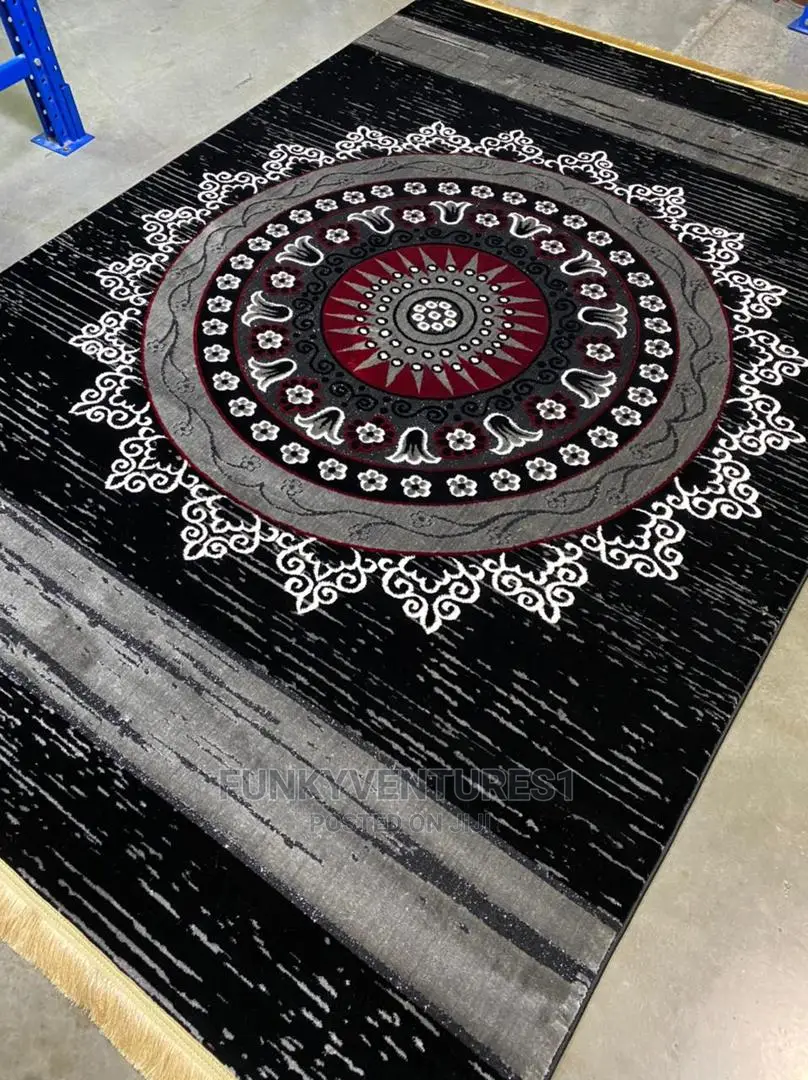Center Rugs
