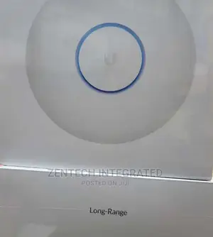 Ubiquiti UAP-U6-PRO 
Access Point.