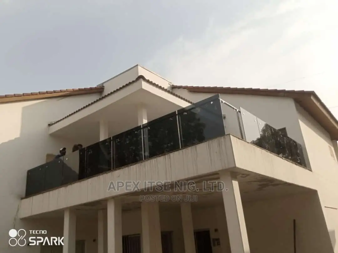 Knob Balcony Glasses