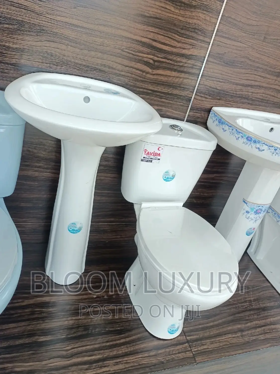 Modern Mini Set WC