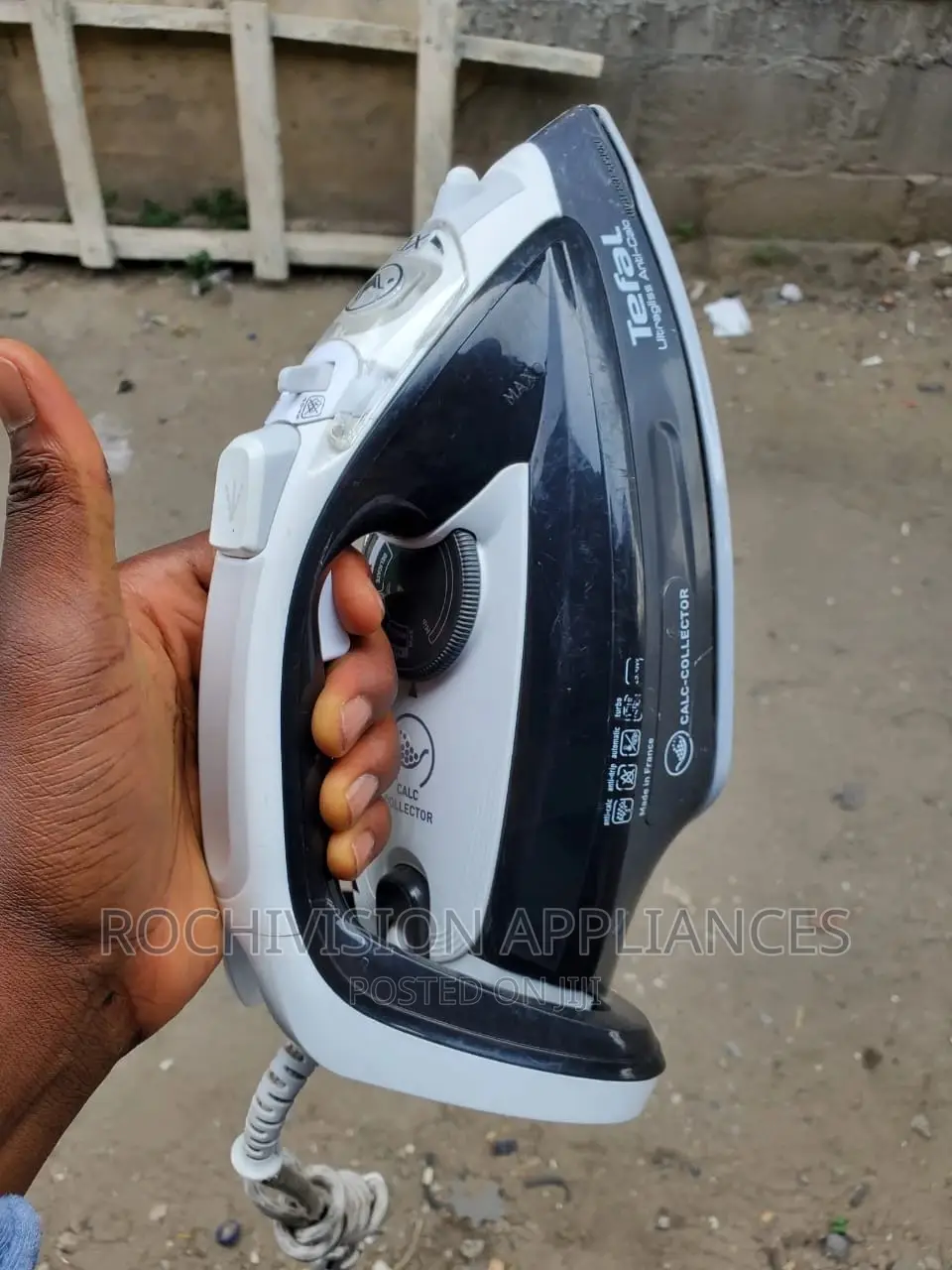 Electric Steam Pressing Iron