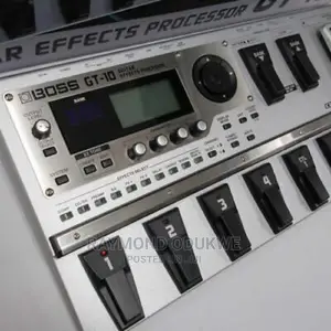 BOSS GT10 Multi Guitar Effect