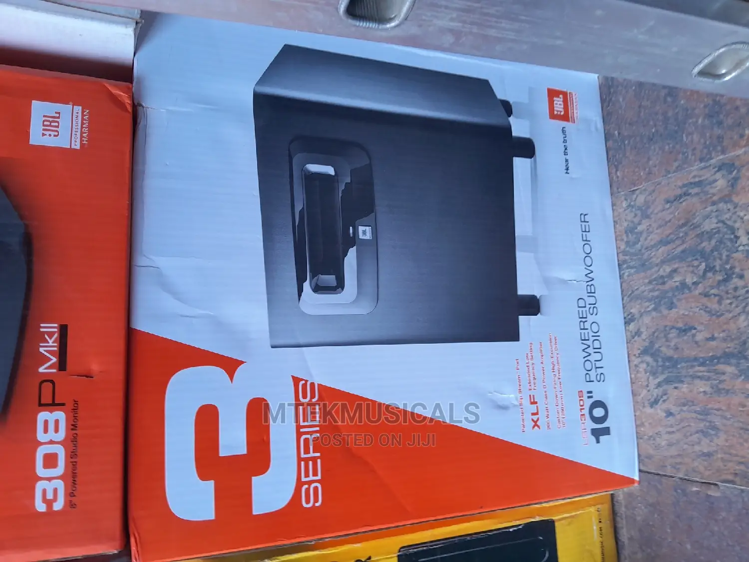JBL Powered Sub Woofer