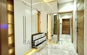 Luxury Closet