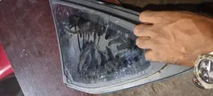 Vent Glass Honda