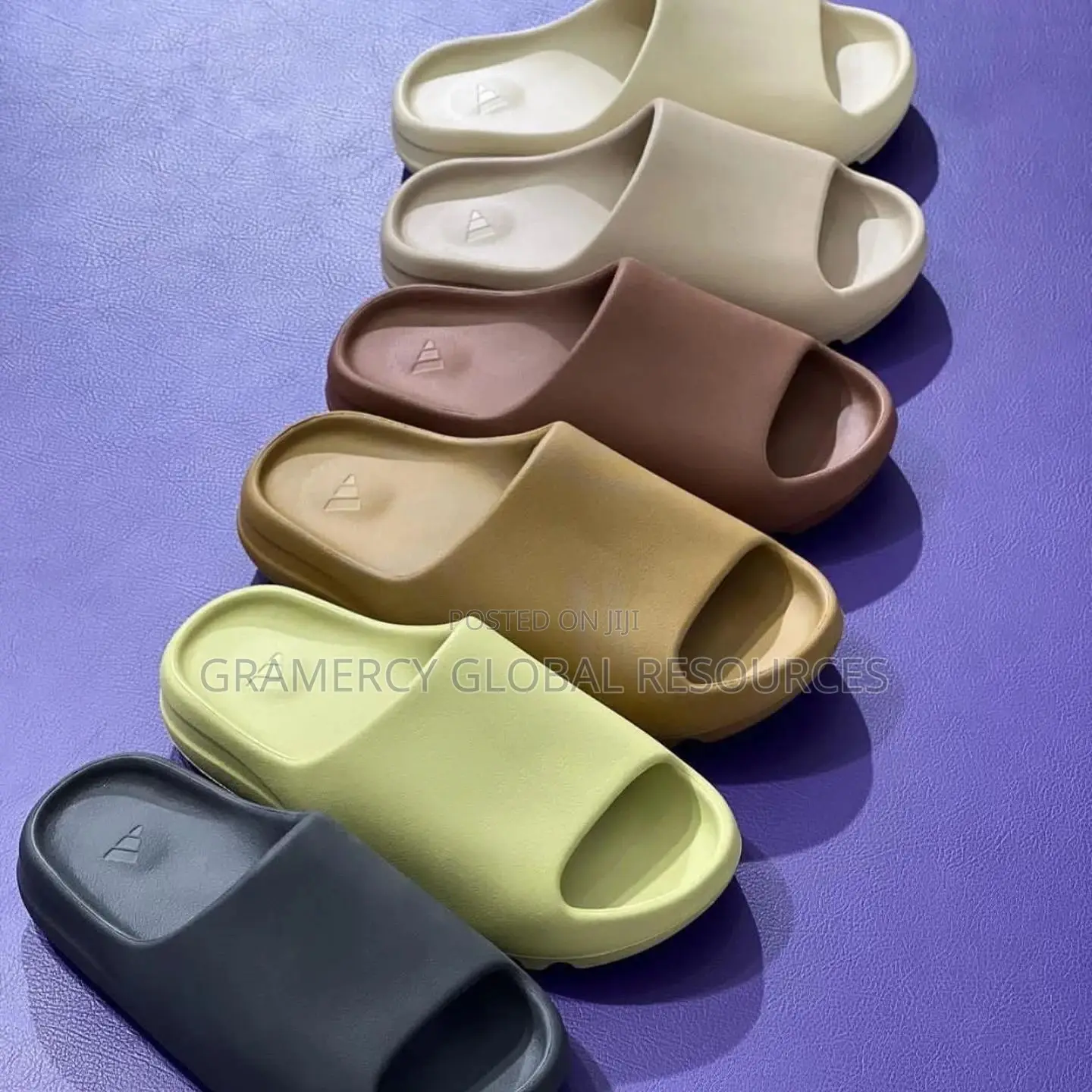 Original Yeezy Slide With Adidas Logo in Carton