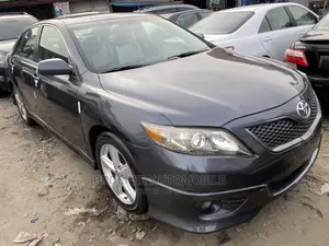 Toyota Camry 2010 Gray