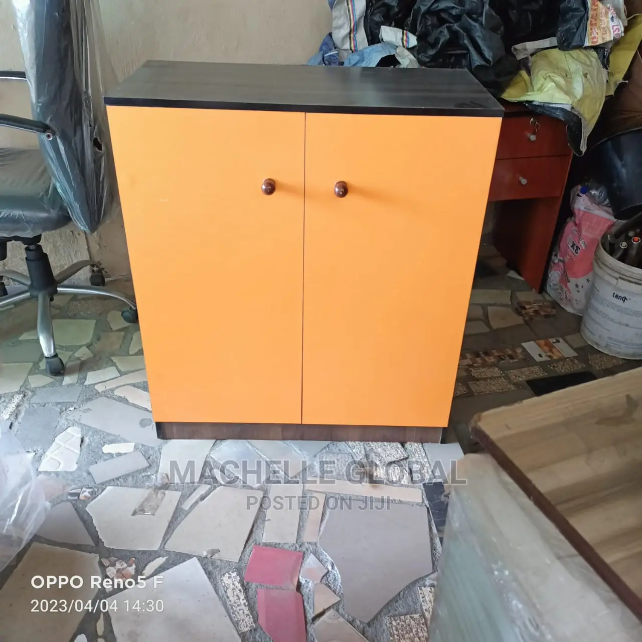 Side Drawer