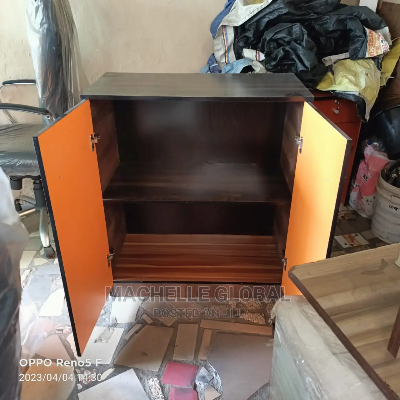 Side Drawer