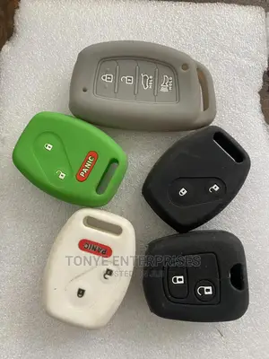 Key Condoms With Different Colors