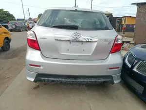 Toyota Matrix 2009 Silver