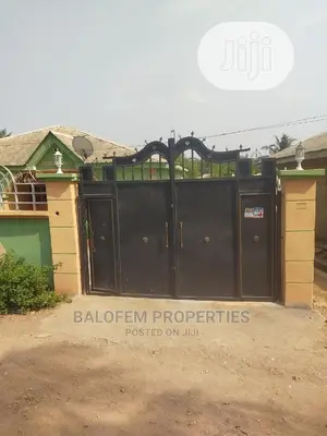 10bdrm Bungalow in Balofem Properties $, Abeokuta North for sale