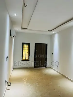 4bdrm Townhouse / Terrace in Guzape District for rent