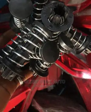 Bonnet Springs For Mercedes Benz