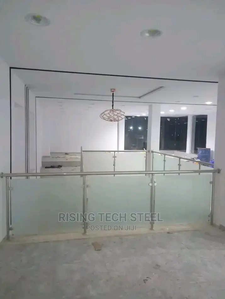 Fantastic White Glass Hand Rail
