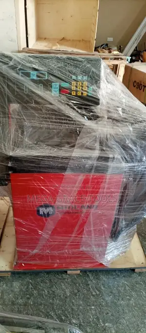 Wheel Balancing Machine