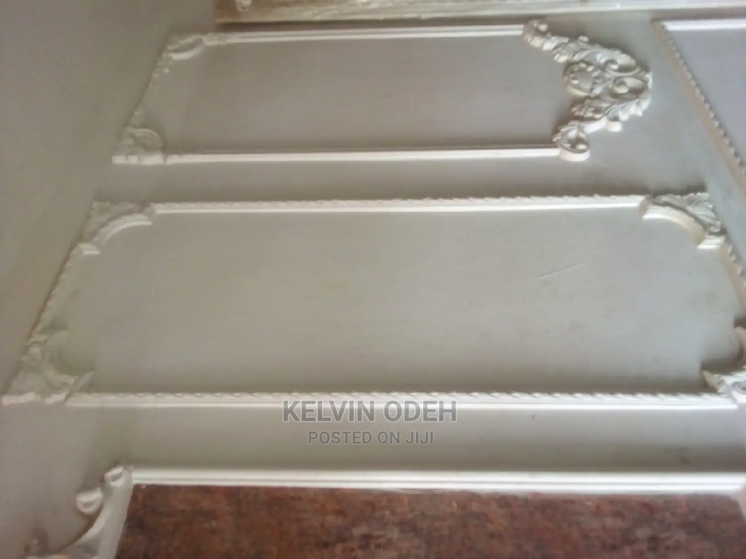 Wall Cornish Plastic Nd Caster Pos