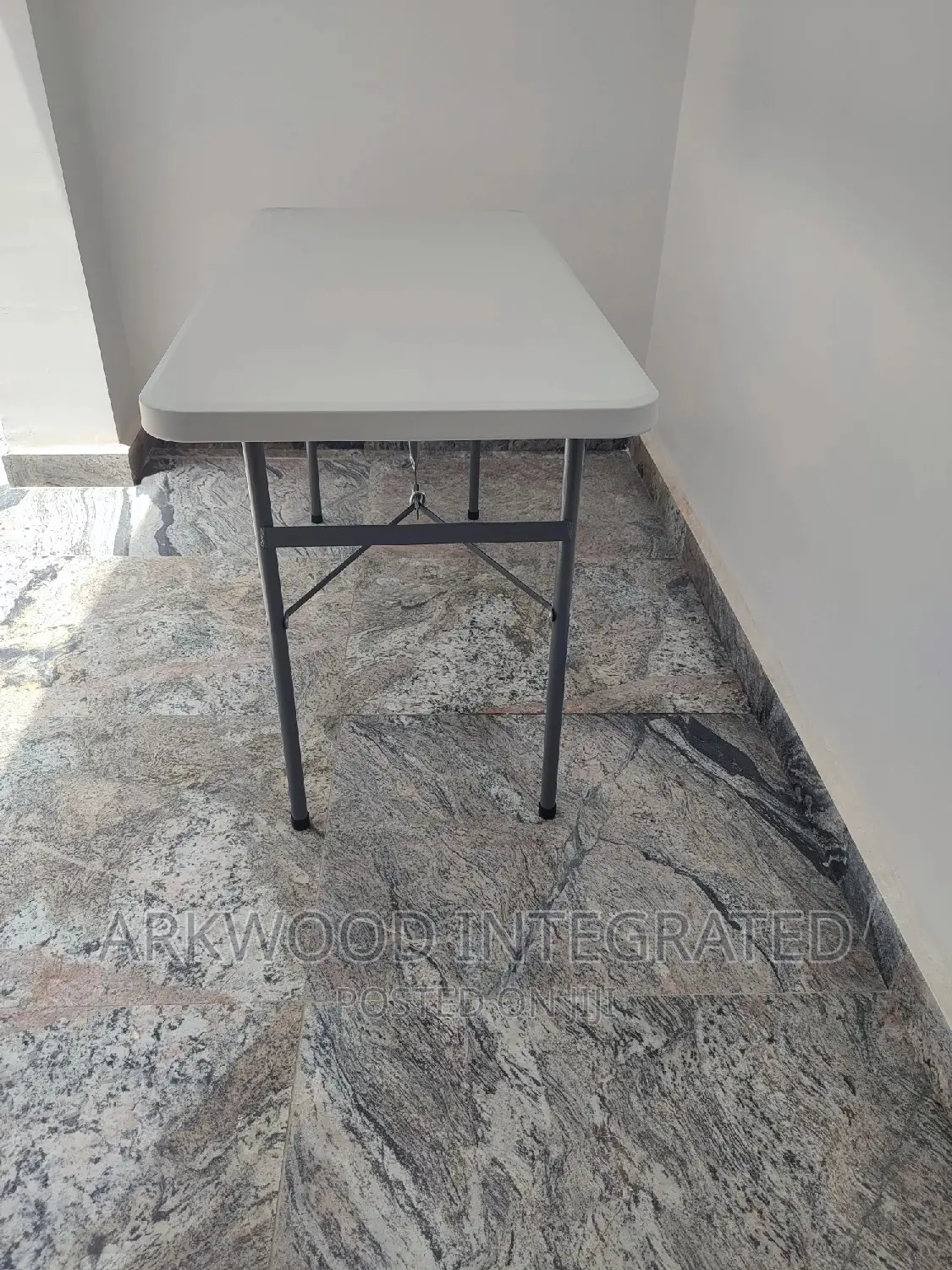 Foldable Plastic Table 4fit