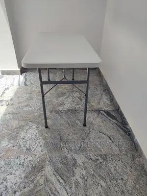 Foldable Plastic Table 4fit