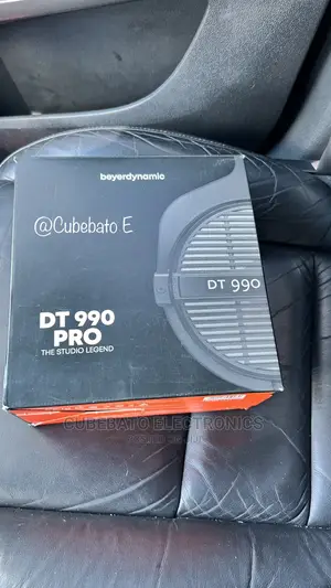 Beyerdynamics Dt990 Pro Headphone