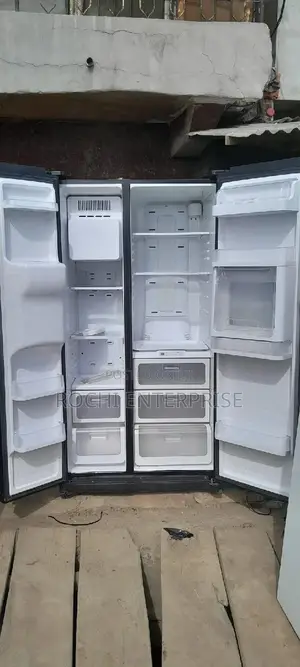 Samsung Side by Side Door Refrigerator Fridge and Freezer