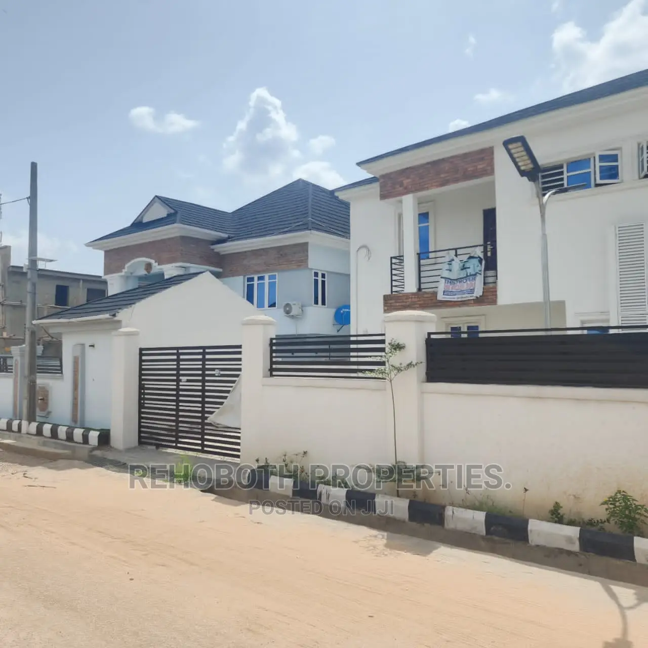 4bdrm Duplex in Emiola Awe, Ibadan for sale
