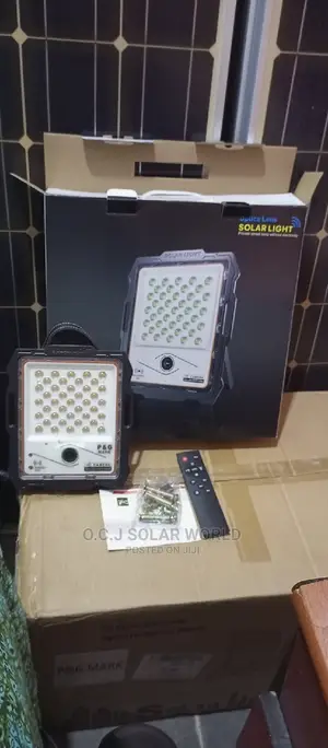 Tuya Solar Camera Light