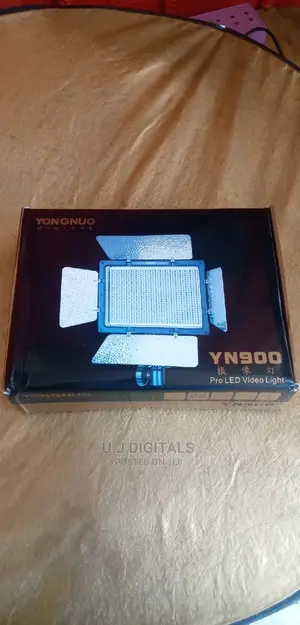 Photo - Yongnuo YN900 Pro LED With Stand
