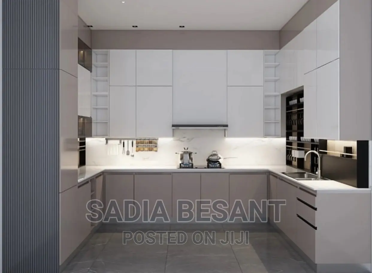 Luxury Kitchen Design With Accessories