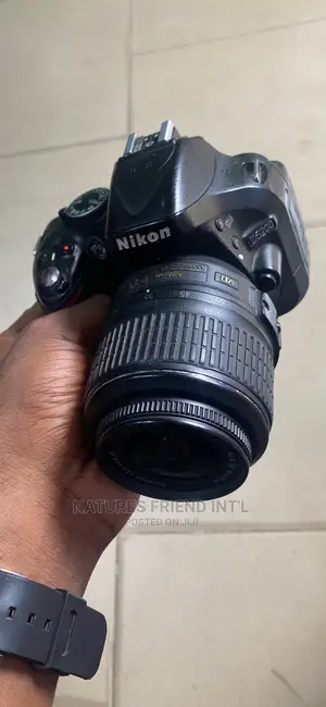 Nikon D5200