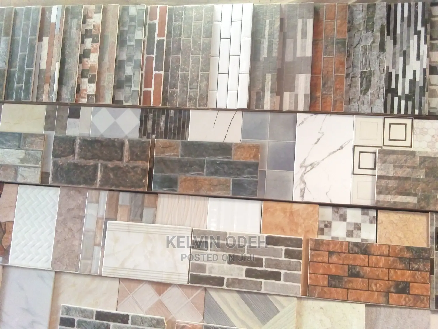 Crack Tiles Wall